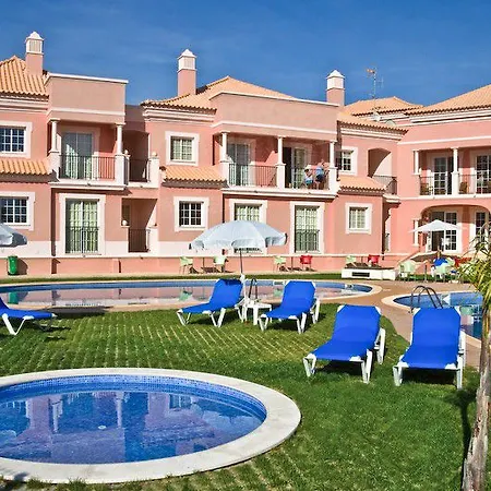 Aparthotel Aquamar 3*