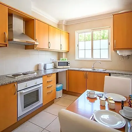 Aquamar Aparthotel 3*