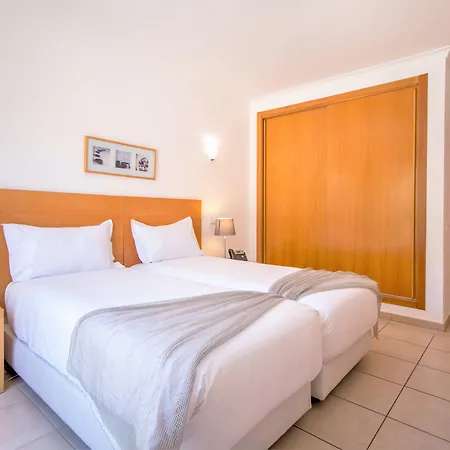 Aquamar Aparthotel 3*